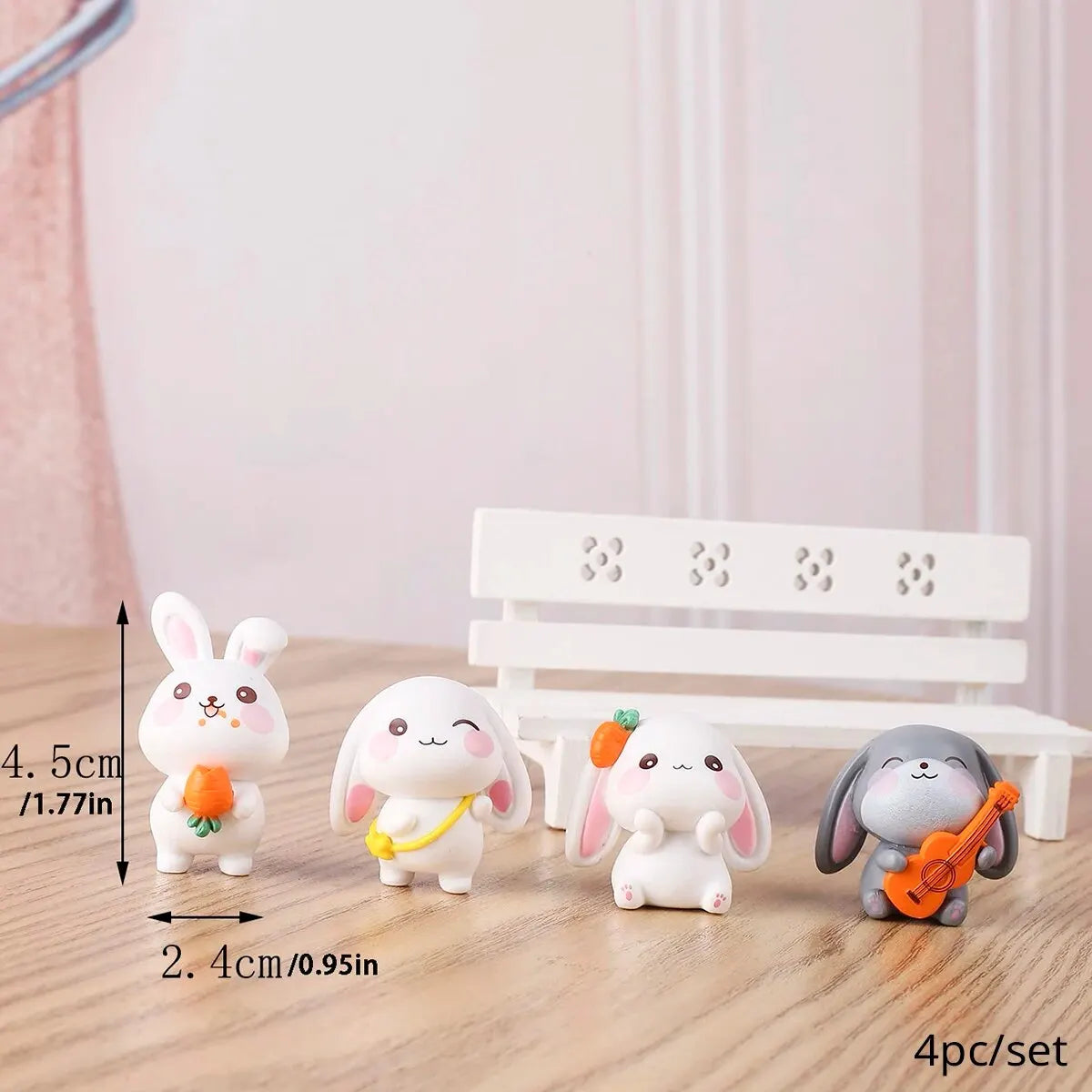 Kit com 4 Coelhinhos de Resina